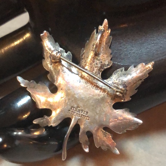 MFA 925 Sterling Maple Leaf Brooch & Pendant - Picture 3 of 7